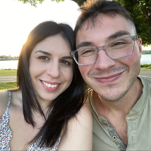 Meet your Posher, Yadezi - Picture 3 of 3